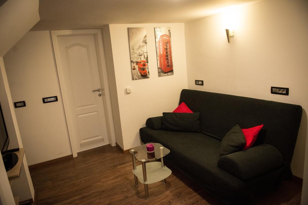 Apartment Arpa Любляна Екстер'єр фото